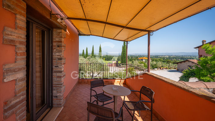 Image No.52-13 Bed Country House for sale