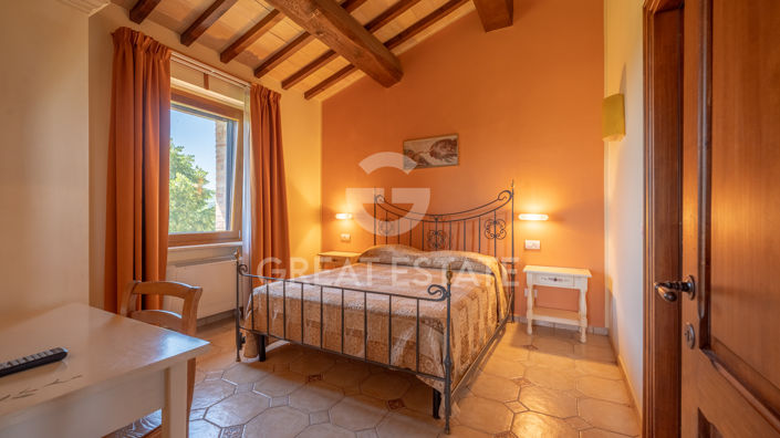 Image No.59-13 Bed Country House for sale
