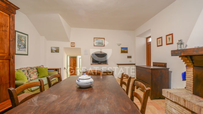 Image No.17-3 Bed Property for sale