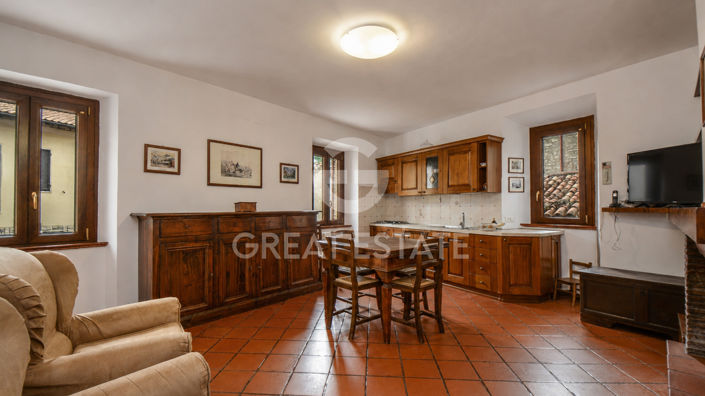 Image No.6-3 Bed Property for sale