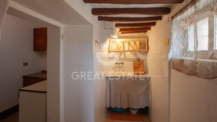Image No.20-4 Bed Property for sale