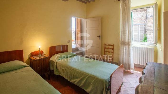 Image No.29-4 Bed Property for sale