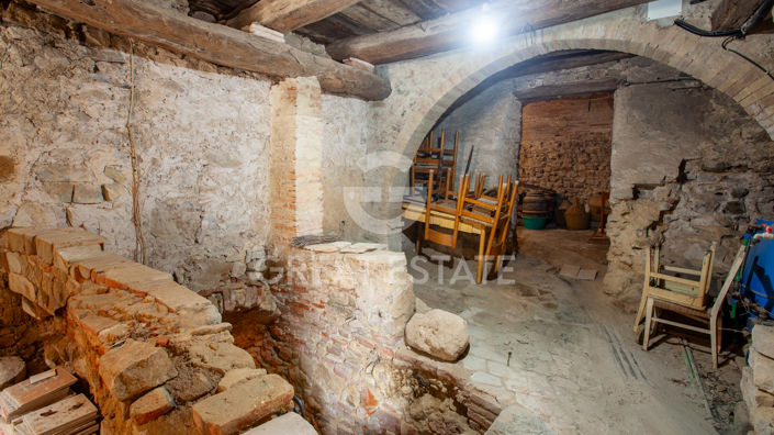 Image No.36-4 Bed Property for sale