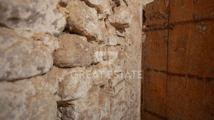 Image No.40-4 Bed Property for sale