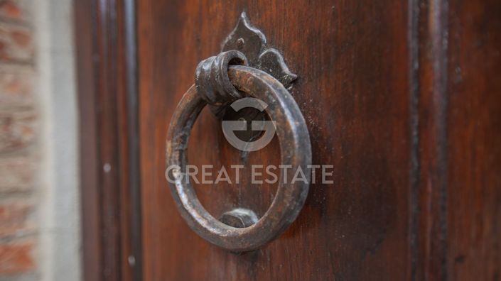 Image No.49-4 Bed Property for sale