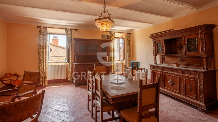 Image No.6-4 Bed Property for sale