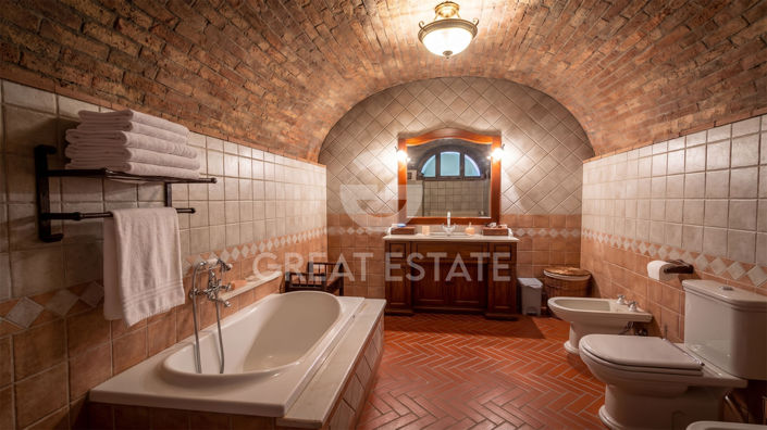 Image No.19-6 Bed Villa for sale