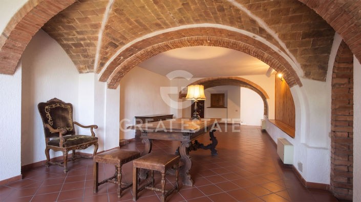 Image No.6-6 Bed Villa for sale