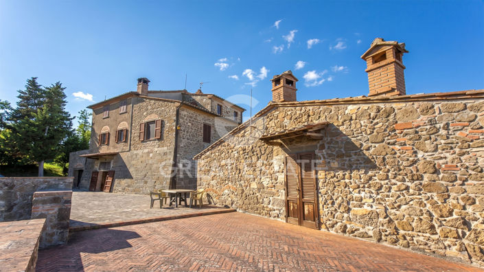 Image No.9-6 Bed Villa for sale