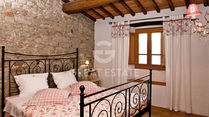 Image No.34-12 Bed Country House for sale