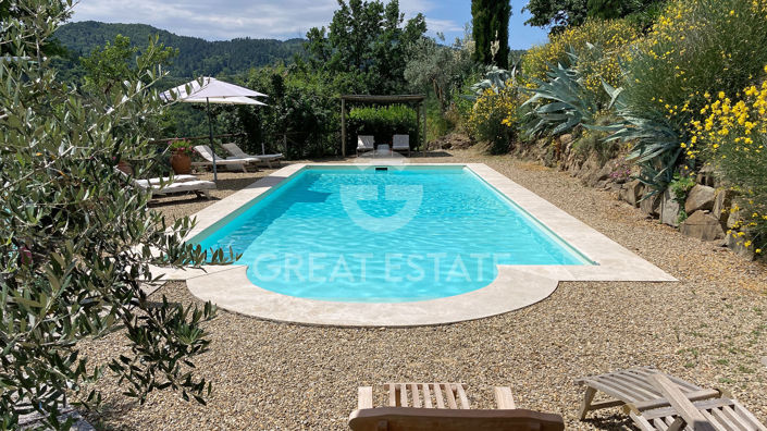 Image No.7-12 Bed Country House for sale