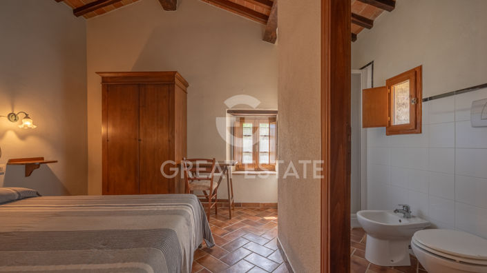 Image No.27-12 Bed Country House for sale