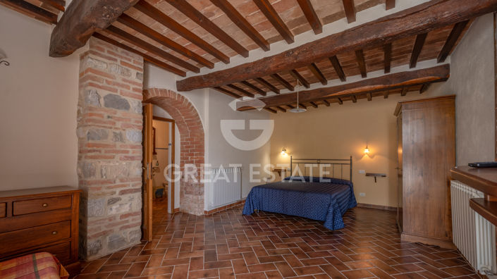 Image No.37-12 Bed Country House for sale