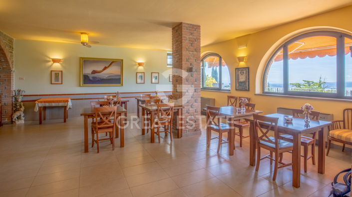 Image No.20-14 Bed Villa for sale