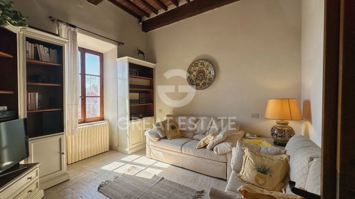 Image No.20-2 Bed Apartment for sale