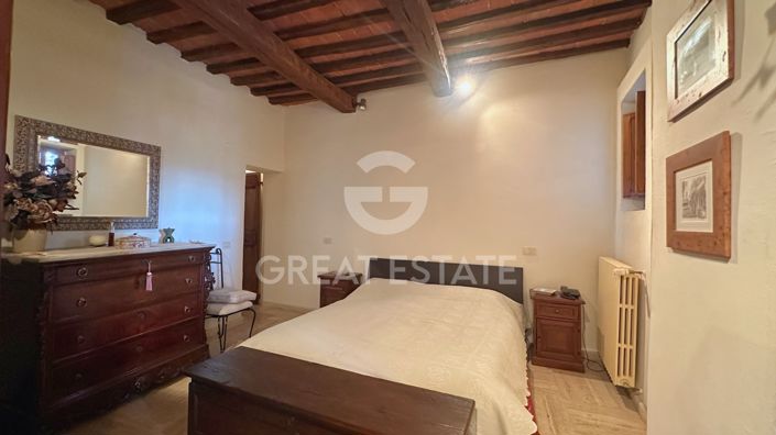 Image No.24-2 Bed Apartment for sale