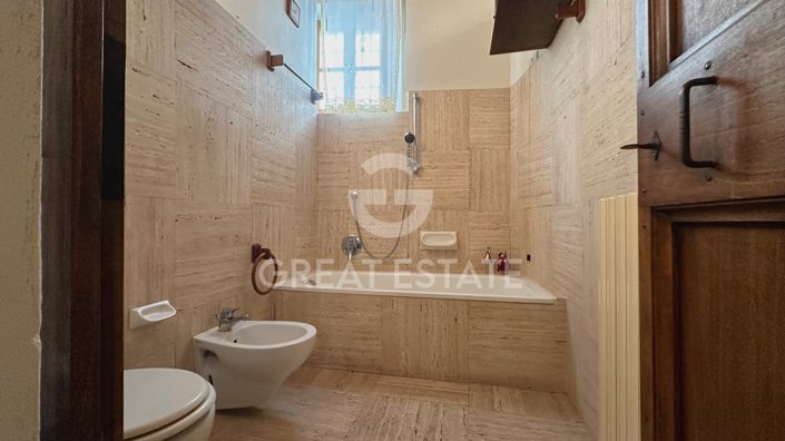 Image No.29-2 Bed Apartment for sale