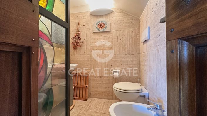 Image No.30-2 Bed Apartment for sale