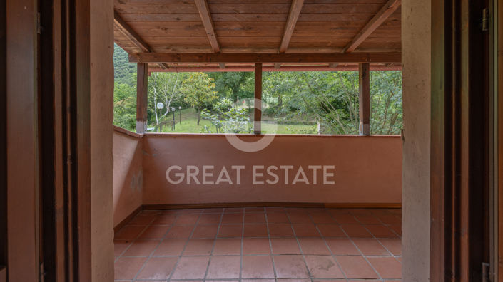 Image No.32-19 Bed Farmhouse for sale