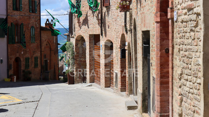 Image No.20-3 Bed Property for sale