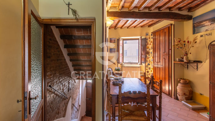 Image No.22-3 Bed Property for sale