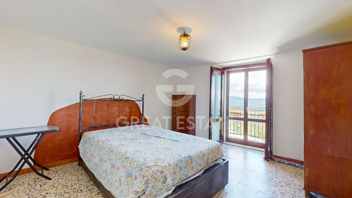Image No.26-3 Bed Property for sale