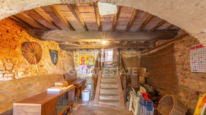 Image No.29-3 Bed Property for sale