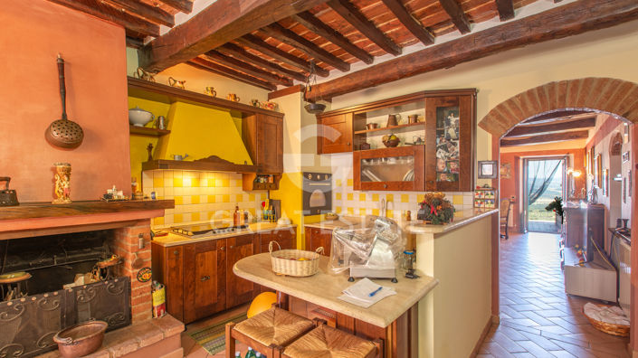 Image No.7-3 Bed Property for sale