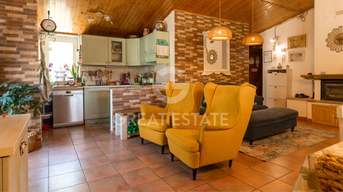 Image No.3-2 Bed Country House for sale