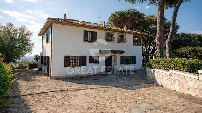 Image No.4-Maison de campagne de 4 chambres à vendre à Piombino
