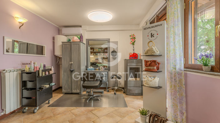 Image No.32-4 Bed Country House for sale