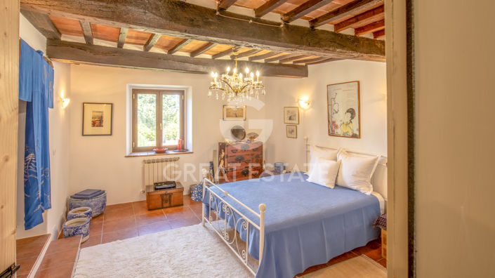 Image No.20-3 Bed Country House for sale