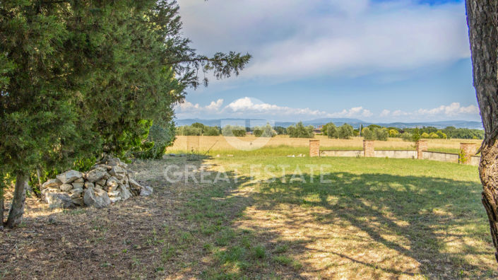 Image No.8-3 Bed Country House for sale