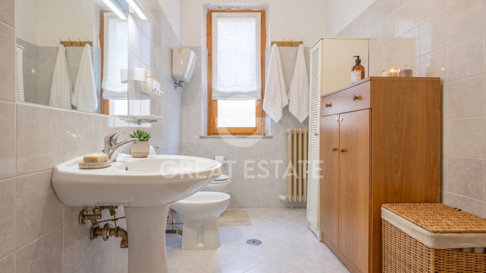 Image No.32-4 Bed Villa for sale