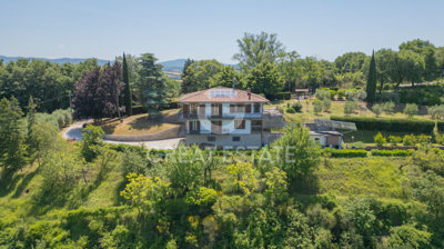 1 - Chiusi, Villa