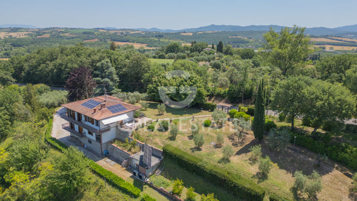 Image No.10-7 Bed Villa for sale
