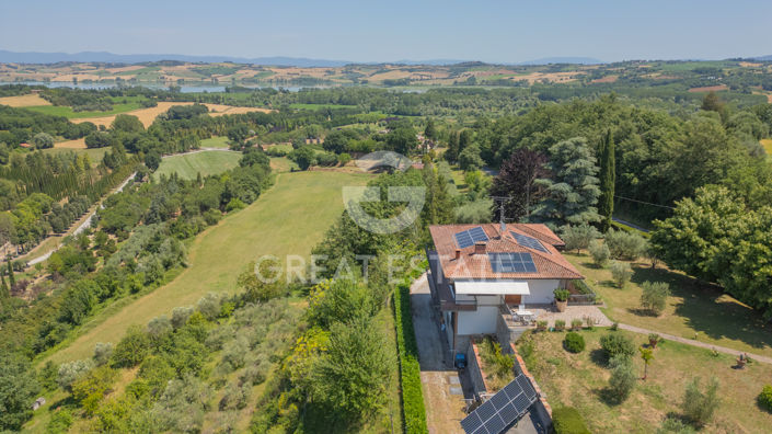 Image No.11-7 Bed Villa for sale