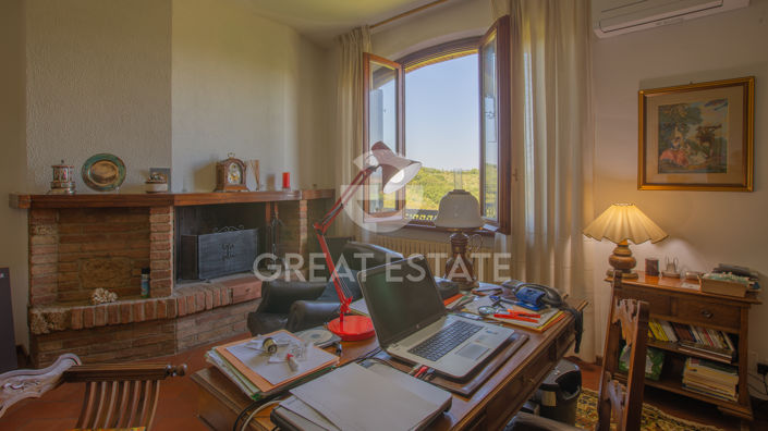 Image No.18-7 Bed Villa for sale