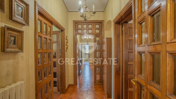 Image No.19-7 Bed Villa for sale
