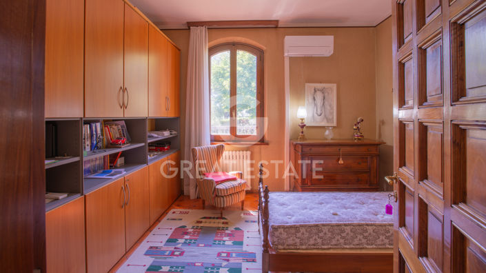 Image No.20-7 Bed Villa for sale