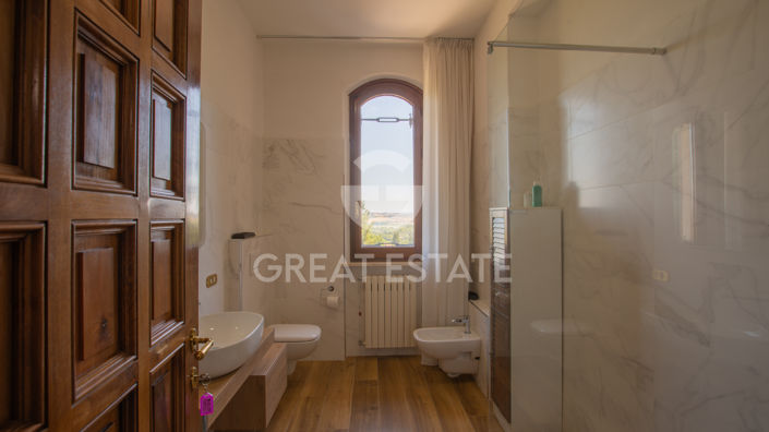Image No.23-7 Bed Villa for sale