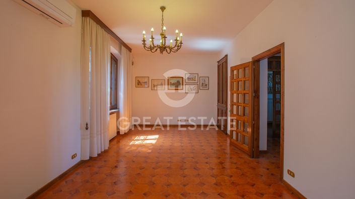 Image No.27-7 Bed Villa for sale
