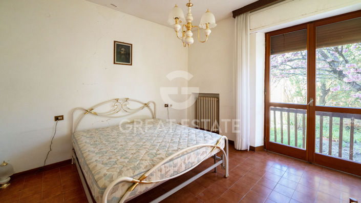 Image No.39-Maison de campagne de 14 chambres à vendre à Montepulciano