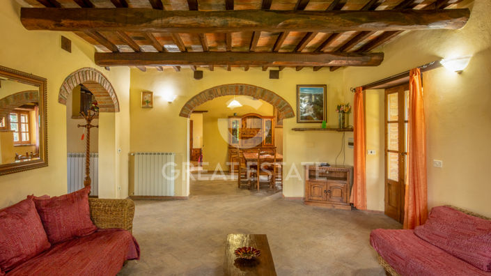 Image No.2-Maison de campagne de 3 chambres à vendre à Cortona