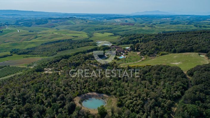 Image No.22-11 Bed Country House for sale