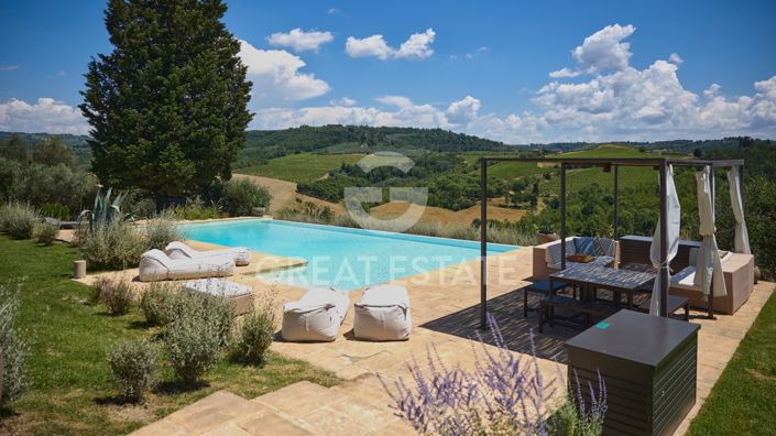 Image No.12-7 Bed Country House for sale