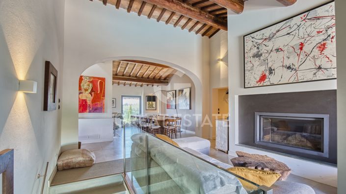 Image No.30-7 Bed Country House for sale
