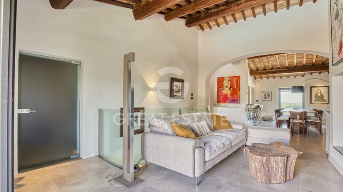 Image No.31-7 Bed Country House for sale