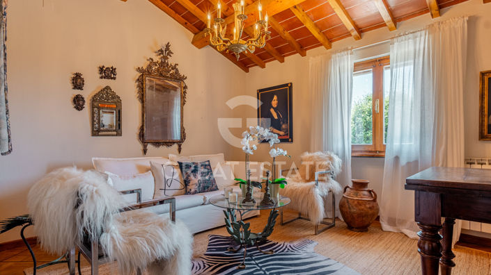 Image No.43-4 Bed Villa for sale