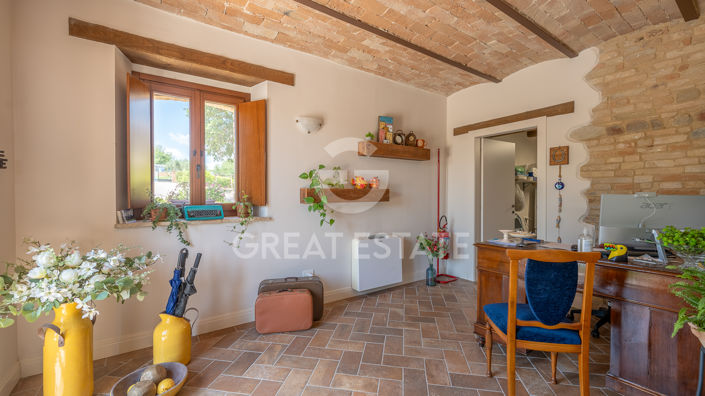 Image No.26-9 Bed Country House for sale